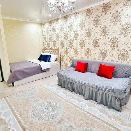 Абсолютно новая квартира класса ЛЮКС Тараз Экстерьер фото